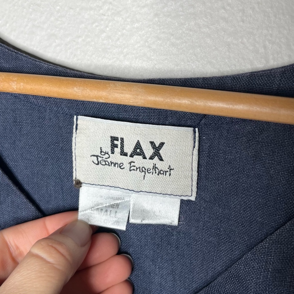 Flax by Jeanne Engelhart Navy Linen Cropped Button Down Cardigan Jacket Top - Picture 6 of 7